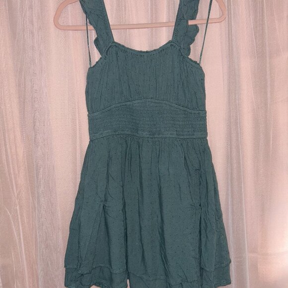 HOLLISTER- L (long) - Green - Dress/Romper - Picture 1 of 3